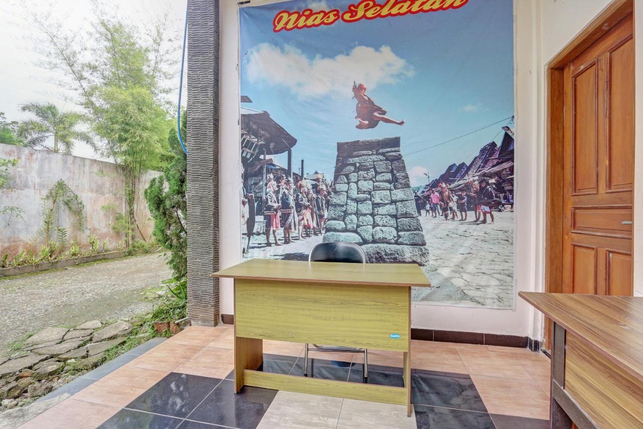 Hotel Wisma Ck Kebumen Kültér fotó